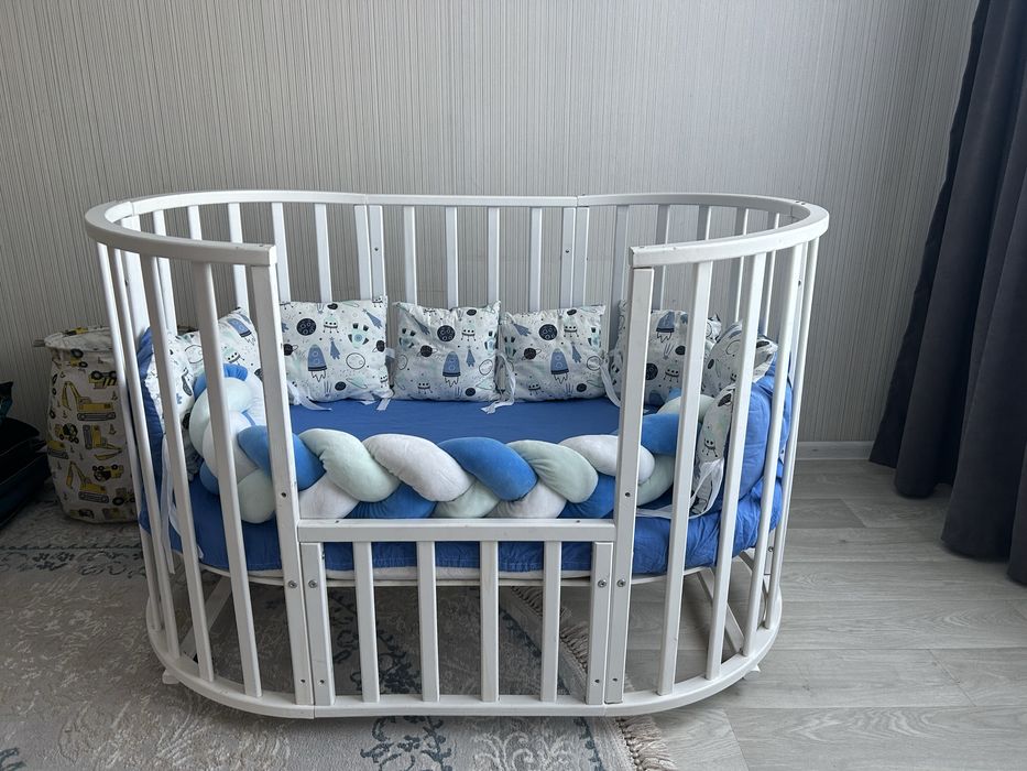Продам детскую кровать 6 в 1.