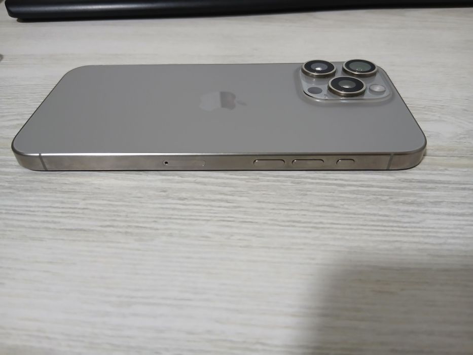 Тезда ва арзон нархда Iphone 15 pro max сотилади