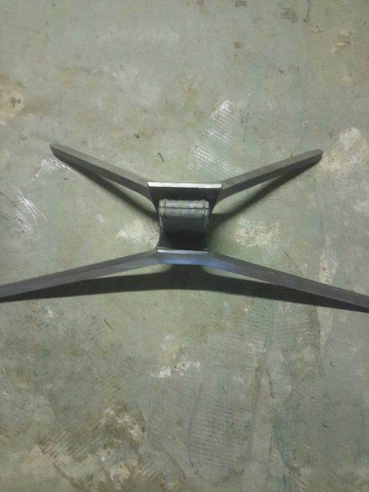 Подставки под телевизор