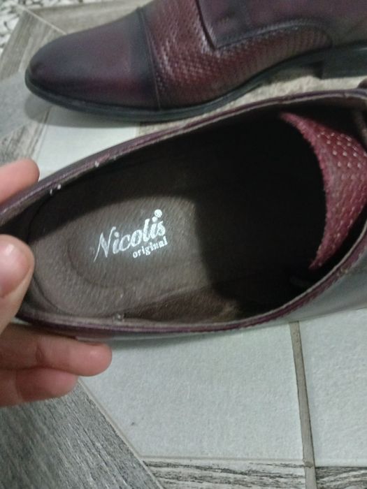 Pantofi bărbați!