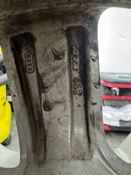 Audi 17 джанти с зимни гуми