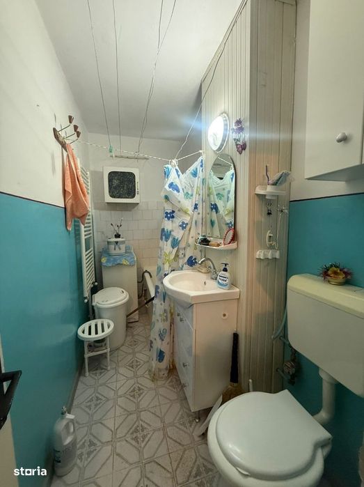 Apartament două camere - zona Longinescu - etaj 2/3