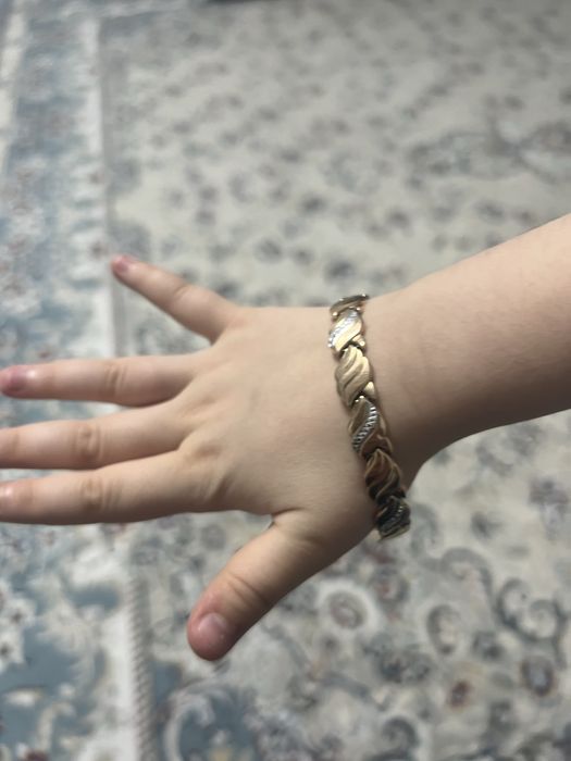 Золотой браслет