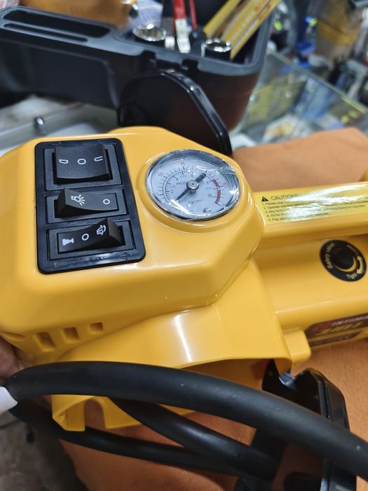 Домкрат 3в1 (компрессор, гайковёрт) 5 тон