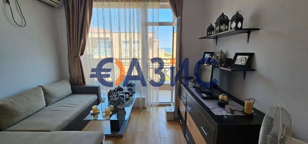 Продава се Тристаен апартамент в к.к. Слънчев бряг - 80 кв.м за 749 €/кв.м - Снимка #2