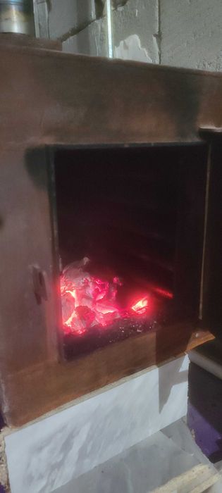 Печка отопления сотилади жестдан ясалган