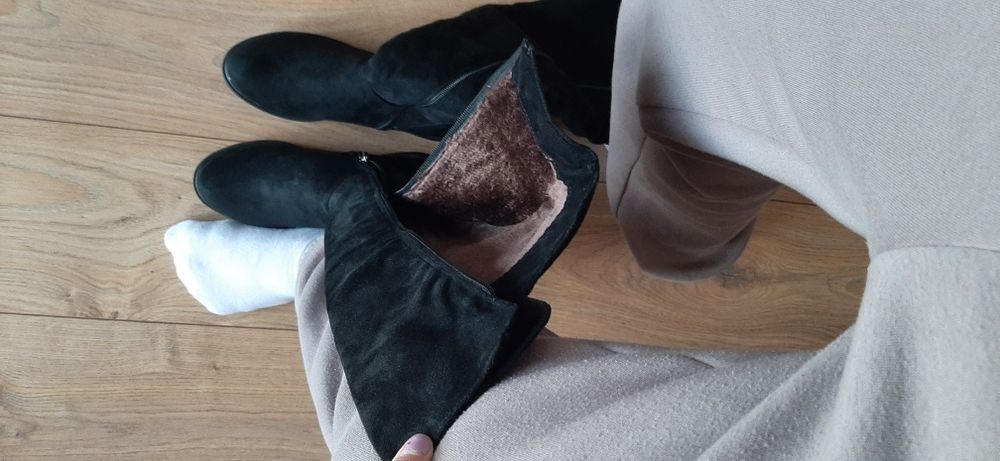 Cizme elegante peste genunchi