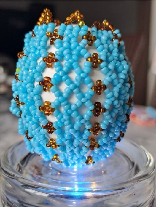 Украшения из бисера для пасхальных яиц