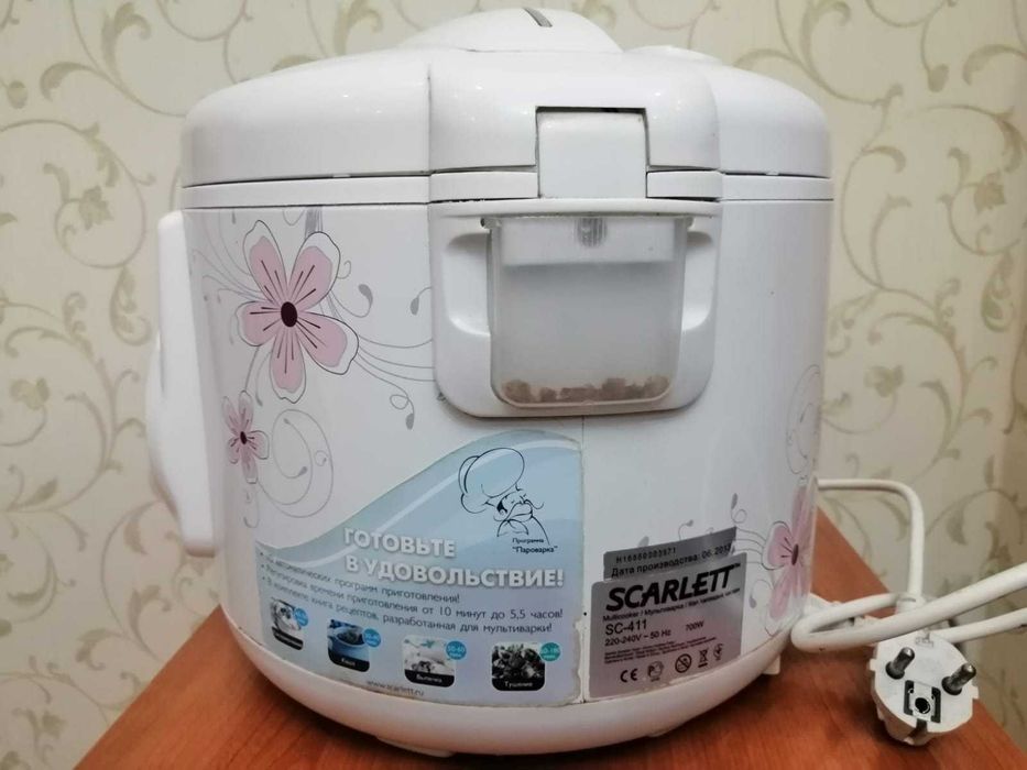 Мультиварка, пр-ва Scarlett, в отл. сост., 6 тыс.тг