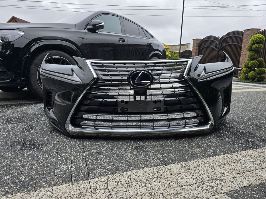 Bara fata completa impecabila Lexus NX facelift 2020