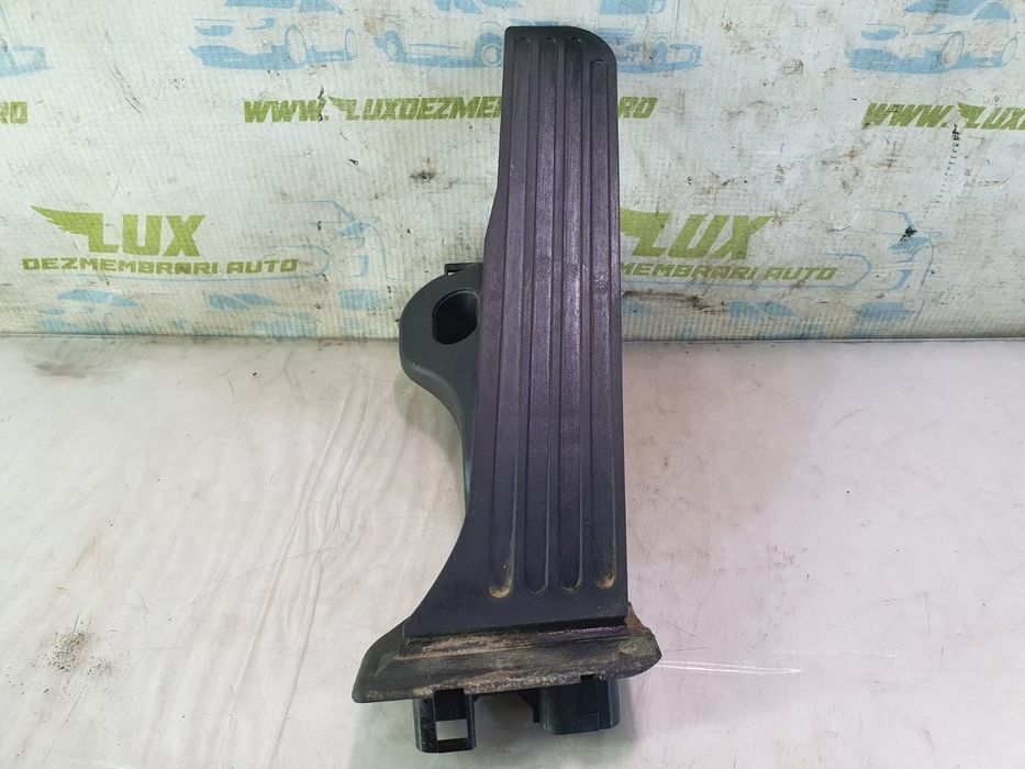 Pedala acceleratie 1k1721503ab Volkswagen Passat B7 (2010 - 2015) 2.0 tdi CFFB