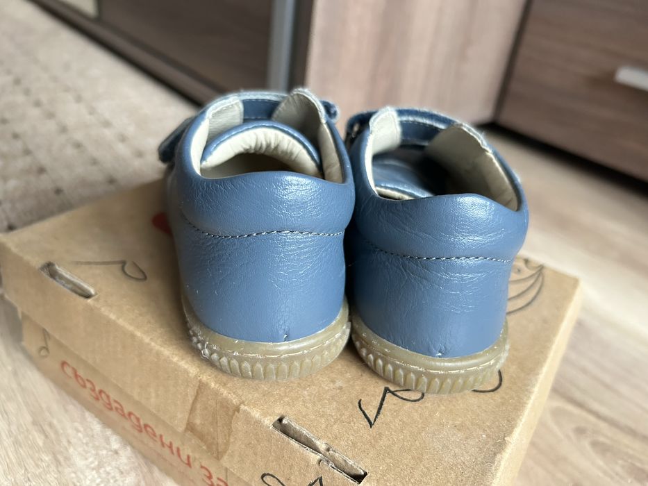 Детски боси обувки Колев и Колев