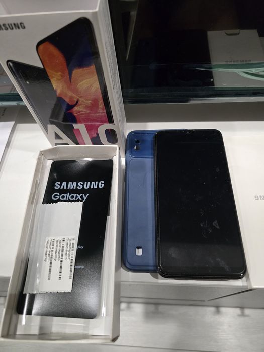 Телефон Самсунг А 10 черный