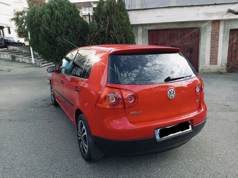 Volkswagen Golf 5 1.6 MPI