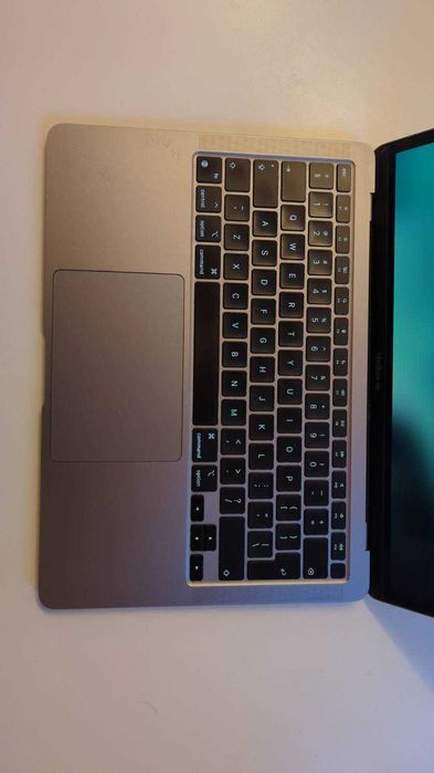 MacBook Air M1 16GB