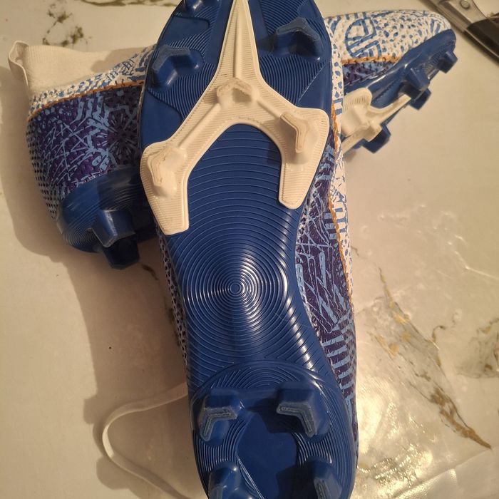 Футбольные бутсы