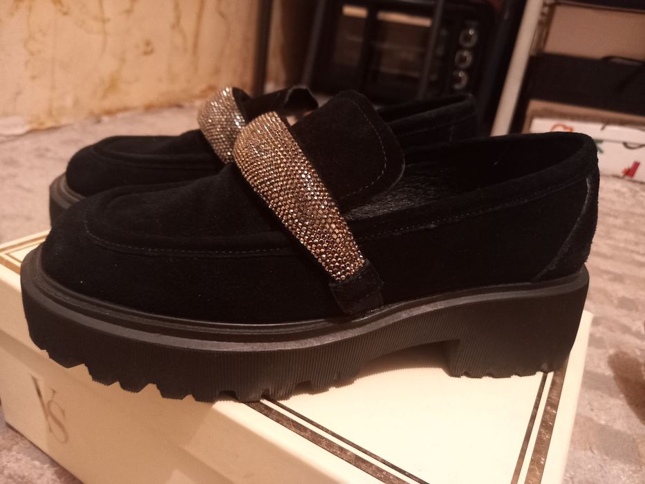 Обувь натуральная замша