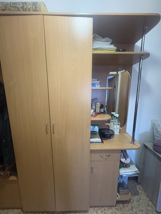 Продам прихожую б/у