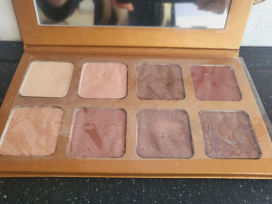 Палитра за грим на NLBEAUTY