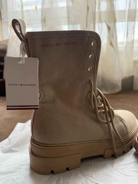 Дамски боти Tommy Hilfiger