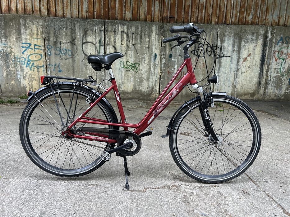 Bicicleta  de dama  Olandeza marca Bocas aluminiu 8 viteze in butuc frana HIdraulica