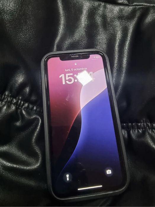 Vand iphone xr .