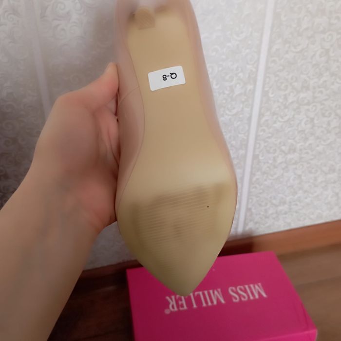 Продам туфли на высоком каблуке