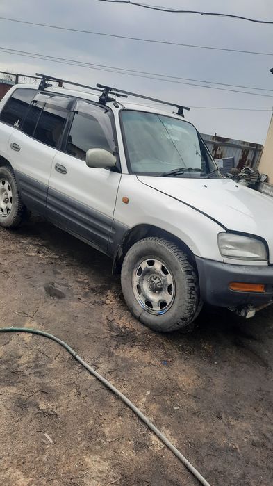 Продам машину тойота