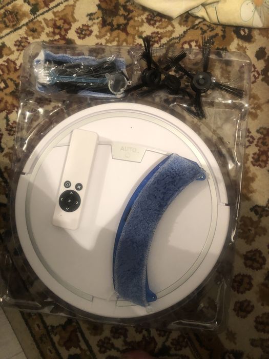 Робот Пылесос продается