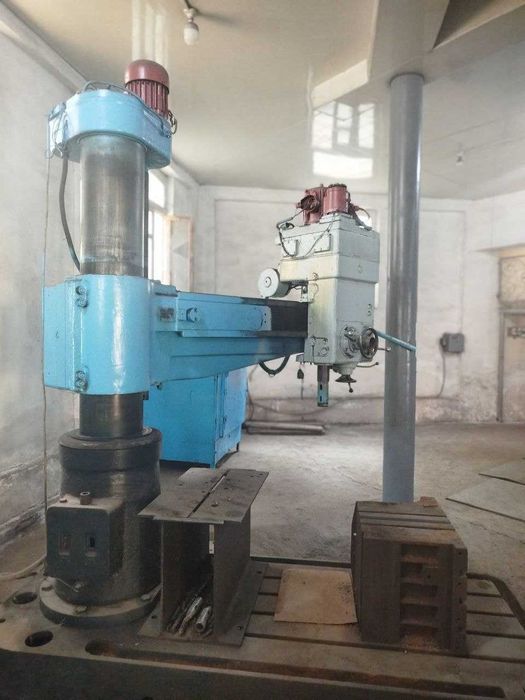 Радиально-сверлильный станок 2Н55  б/у