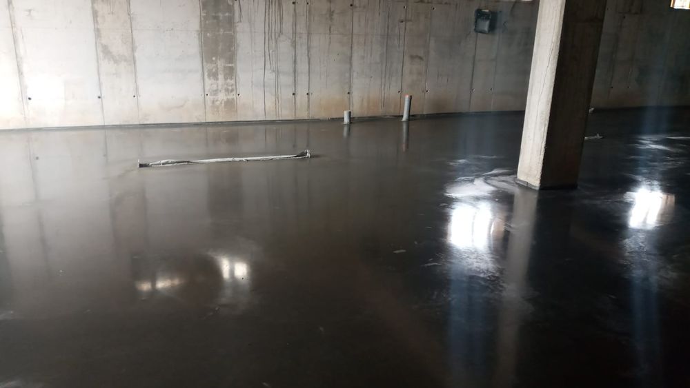 Turnare Sapa din Beton cu Cuart si Elicopter, finisat Beton.