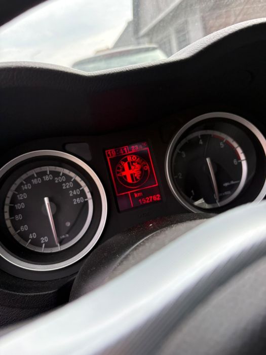 Vind Alfa Romeo 1589 jtdm 2.4