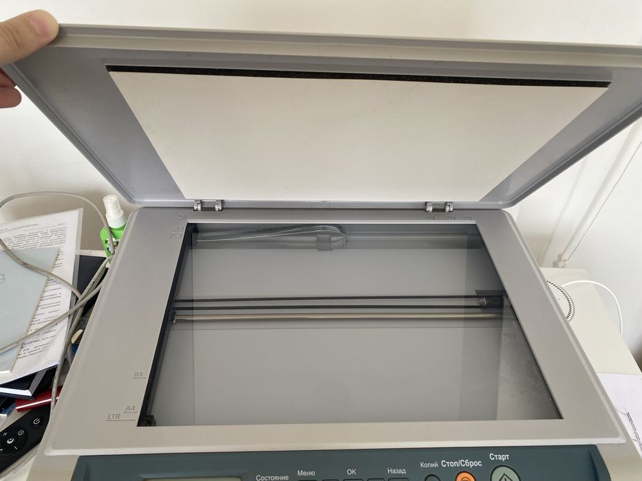 Samsung SCX-4220 (МФУ: принтер / сканер / копир)