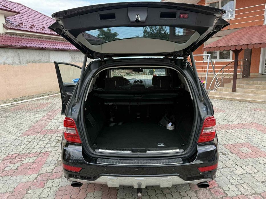 Vand sau schimb Mercedes Benz ML350 AMG
