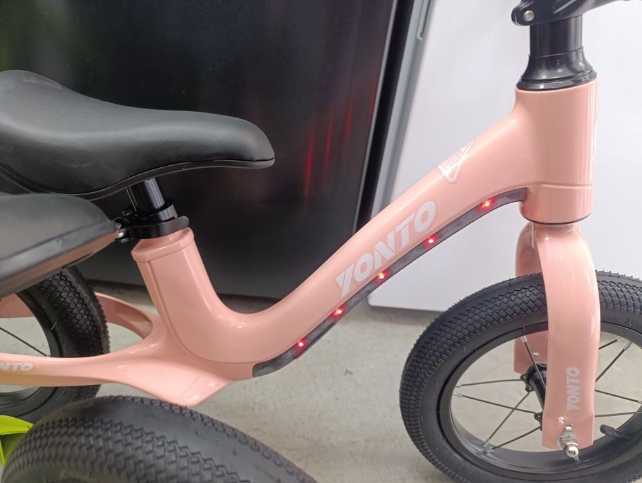 Ново!!! Баланс Колело YONTO 12цола