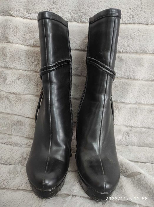 Полусапоги черные 40 размер