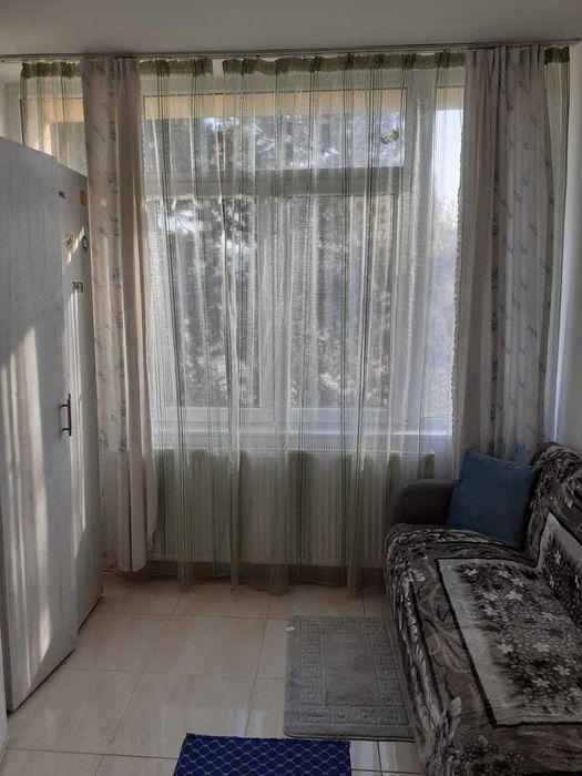 Inchiriez apartament cu o camera