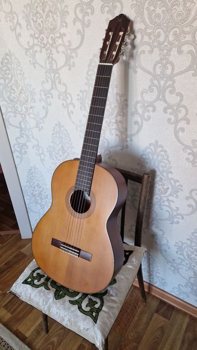 Гитара "YAMAHA" CG-122MC