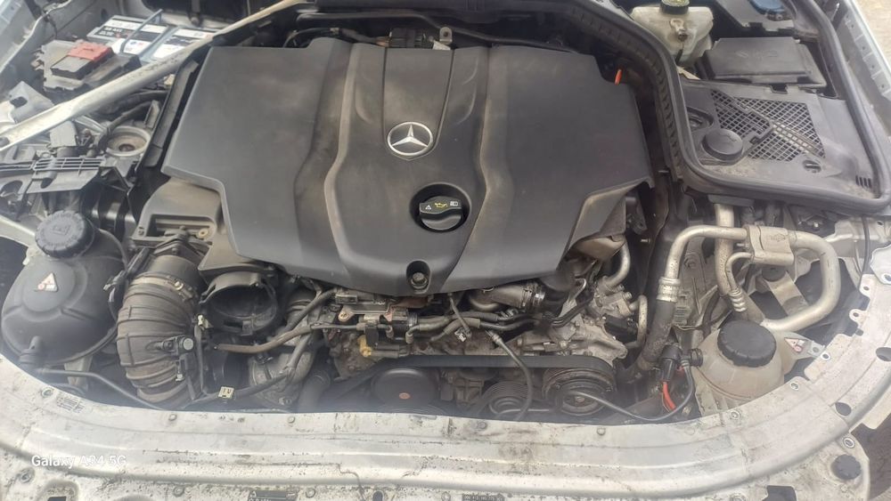 Vând Mercedes c220 Bluetec an 2015