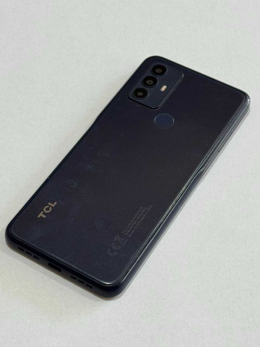 Мобилен телефон TCL 6102D