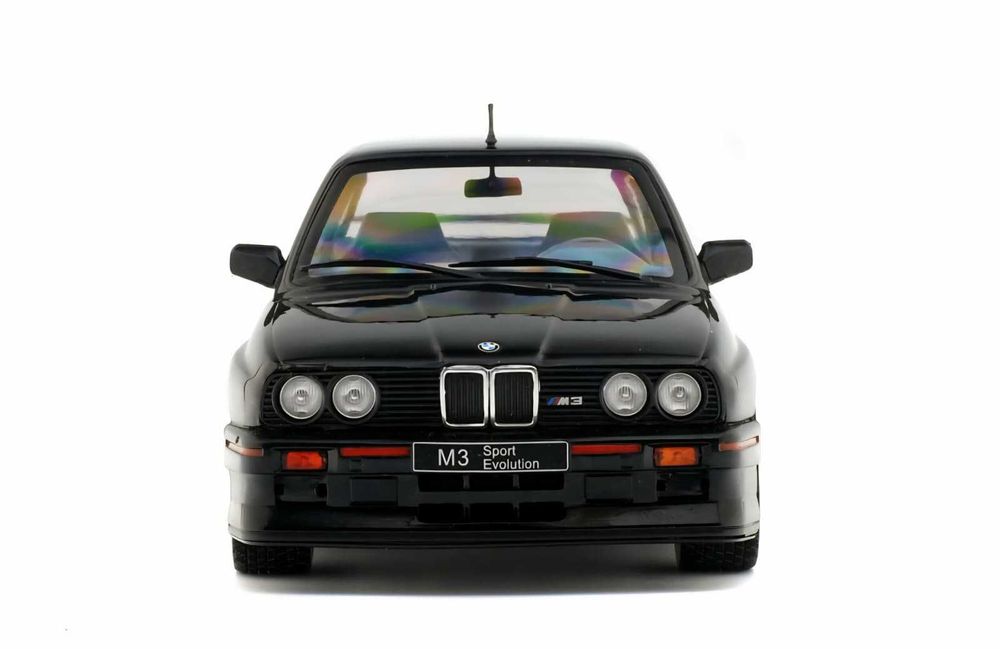 Macheta BMW E30 Sport Evo 1:18 Solido
