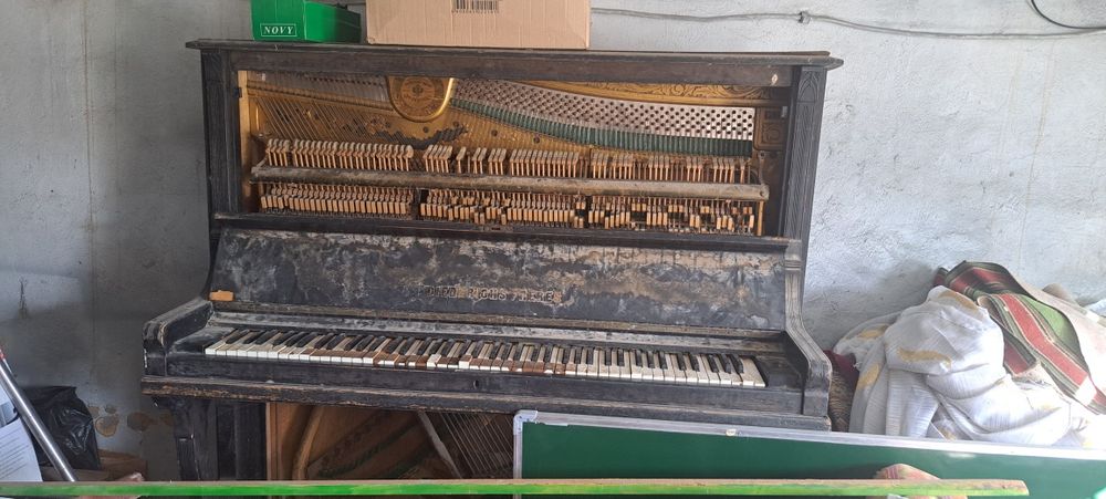 Пианино антиквариатное Фабрика Diederichs Freres