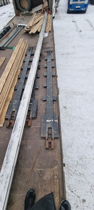 стойки, направляющий профиль