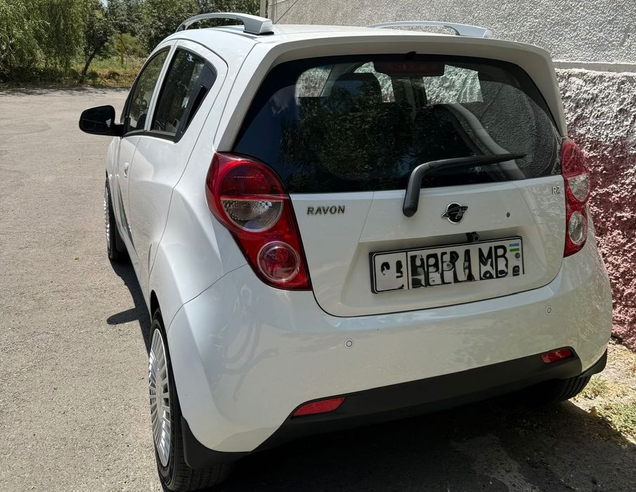 Chevrolet spark evro 2020 kuzuv 2021 salondan olib haydalgan