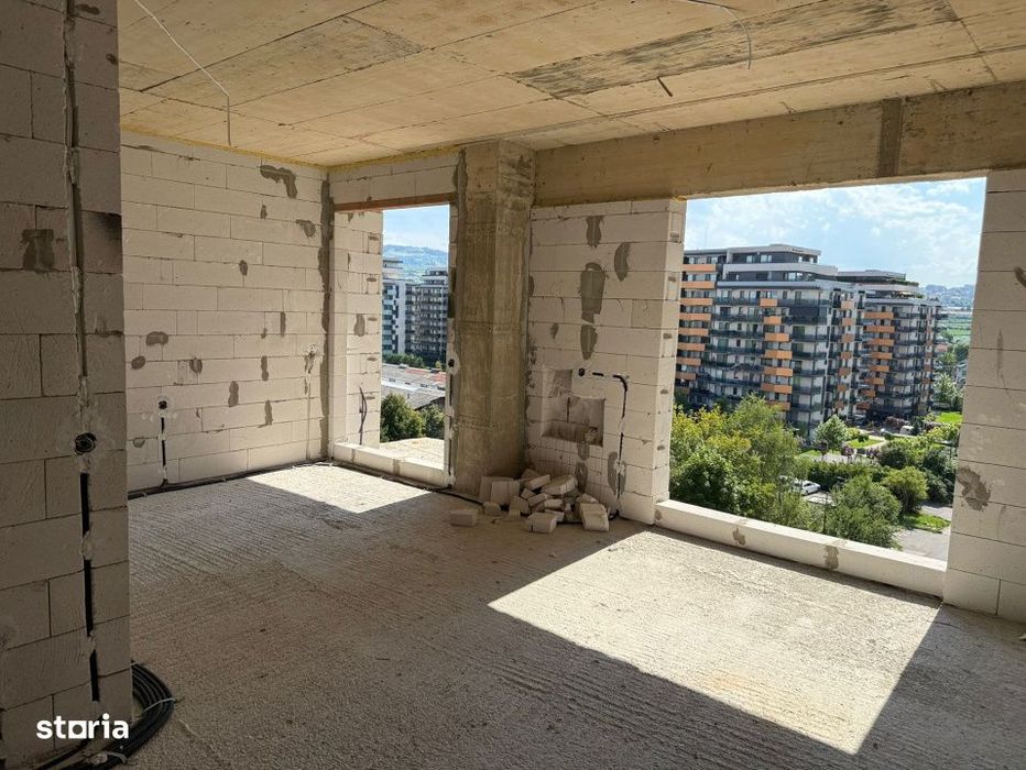 Apartament o camera, semifinisat, 37mp, etaj intermediar, zona Sopor — fotografia 1
