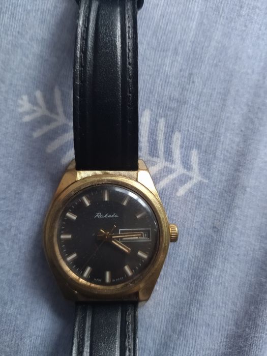 Часовник ракета отличен