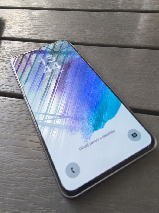 Vând Samsung s21 FE 128Gb / 6Gb - ireprosabil