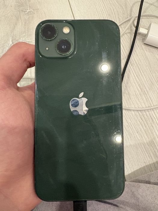 Продам iphone 13