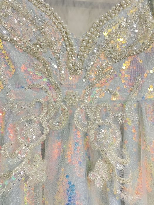 Нарядное платье  детское