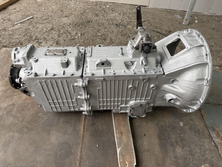 Маз коробка с делителем  8 - ка , В отичном состоянии. Есть зап части